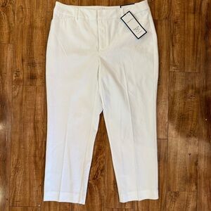 CHARTER CLUB Women’s White Tummy Slimming Newport Slim Leg Crop Pants Size 8